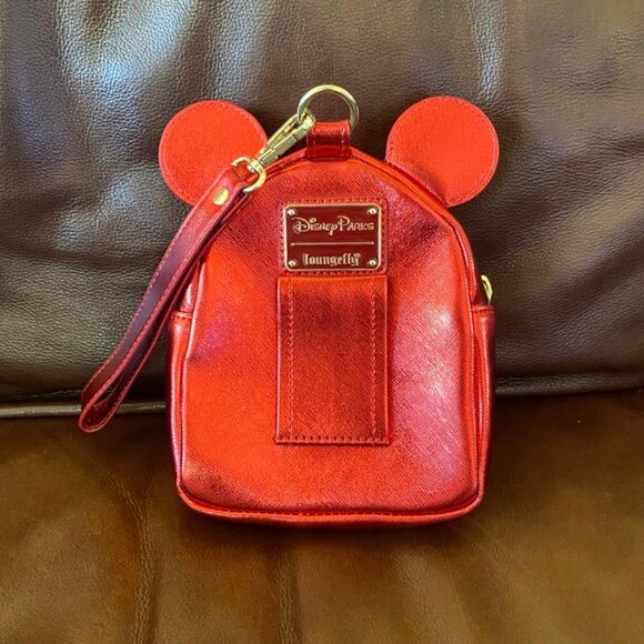 Disney Parks Loungefly Minnie Mouse Red Sequin Mini Backpack Purse Wrist… - Picture 3 of 10